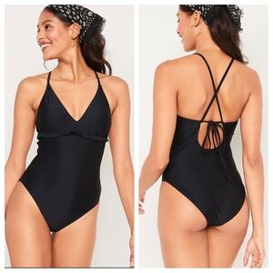 Old Navy Women’s Black One Piece Ruffle Trim Cut Out Swim Suit V-neck Large NEW